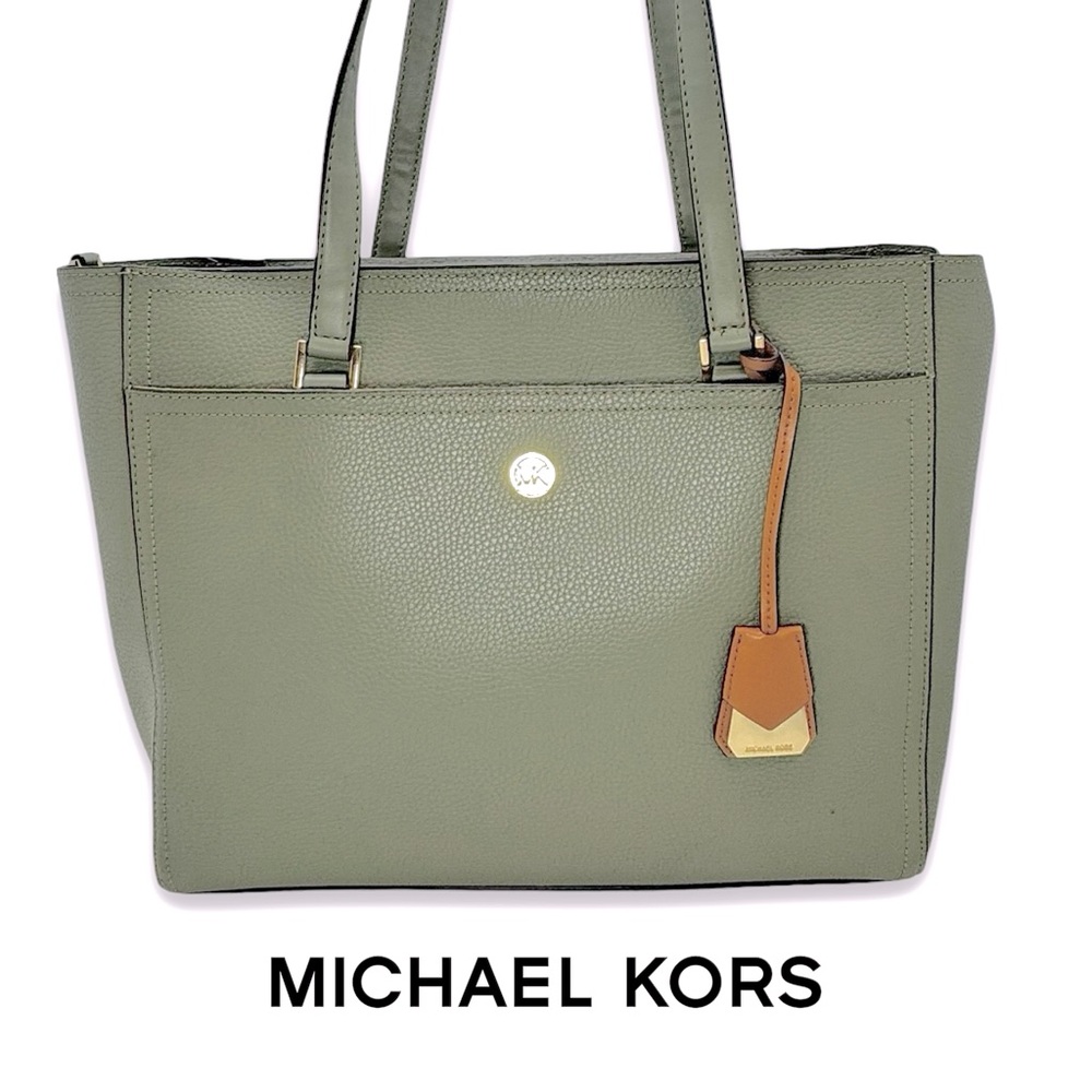 MICHAEL KORS Maisie Tote w/ Inner Clutch in Sage! 🌿